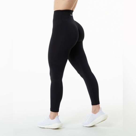 Alphalete Pants - Alphalete Ozone Legging